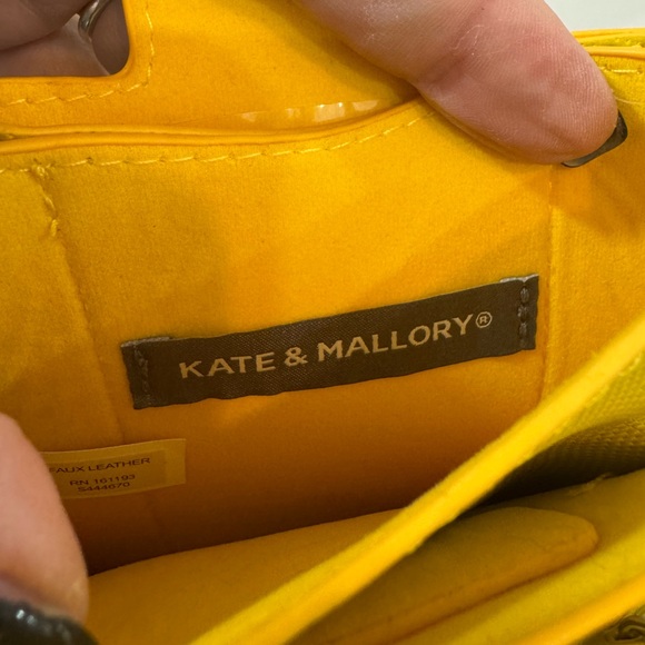 Kate & Mallory Crossbody - Picture 5 of 5